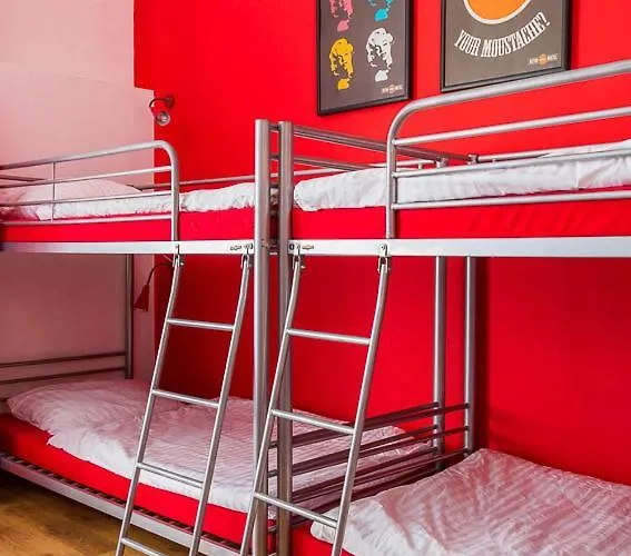 Retro Хостел *